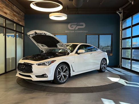 Used 2019 INFINITI Q60 3.0t Luxe AWD/4WD image 23