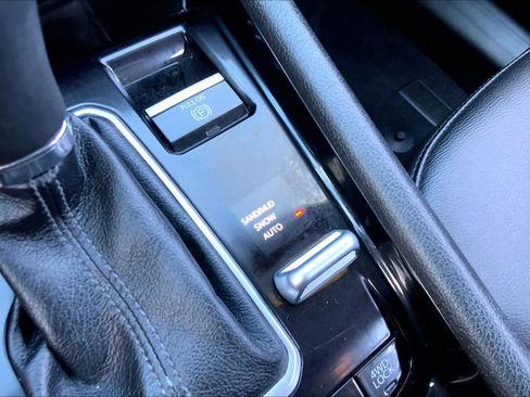 Used 2026 Jeep Compass Limited image 31