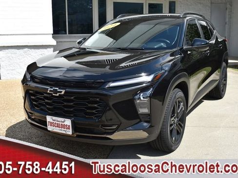 Used 2024 Chevrolet Trax ACTIV w/ Driver Confidence Package FWD image 4