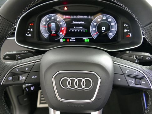 New 2026 Audi SQ8 Premium Plus image 17