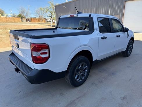 New 2026 Ford Maverick XLT image 8