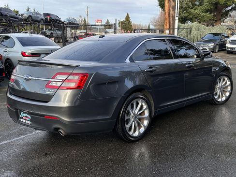 Used 2016 Ford Taurus Limited w/ Equipment Group 301A image 15