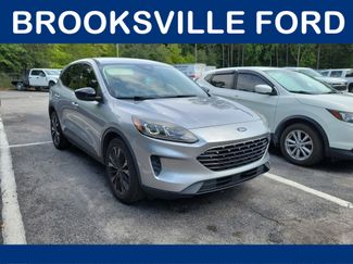 Used 2021 Ford Escape SE w/ SE Sport Appearance Package FWD video 1