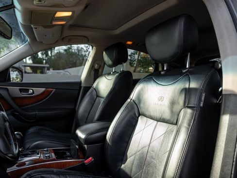 Used 2012 INFINITI FX35 2WD w/ Premium Pkg image 9