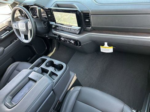 Used 2026 GMC Sierra 1500 SLT image 28