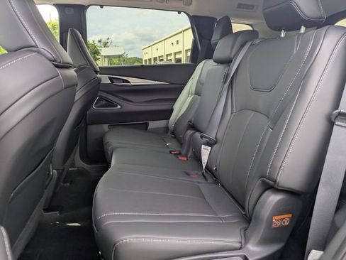 New 2026 INFINITI QX80 Luxe AWD/4WD image 12