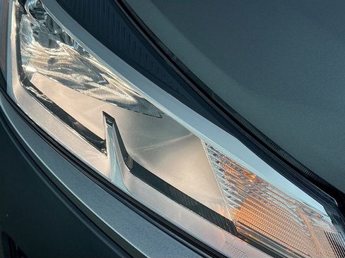 Used 2023 Nissan Kicks S image 36