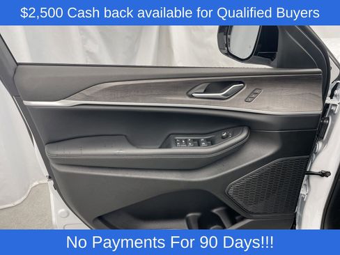 New 2025 Jeep Grand Cherokee L Limited w/ Black Appearance Package AWD/4WD image 12