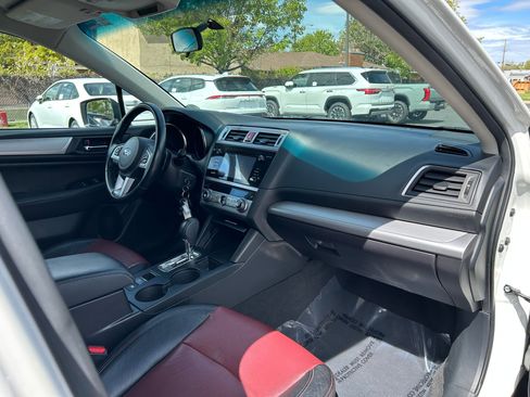 Used 2015 Subaru Outback 2.5i Premium AWD/4WD image 28