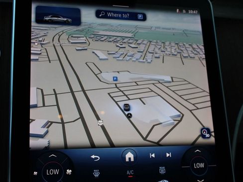 Certified 2025 Mercedes-Benz C 300 4MATIC Sedan image 25