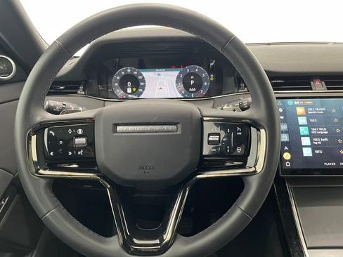 Used 2026 Land Rover Range Rover Evoque S AWD/4WD image 23
