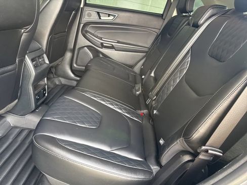 Used 2024 Ford Edge Titanium AWD/4WD image 18