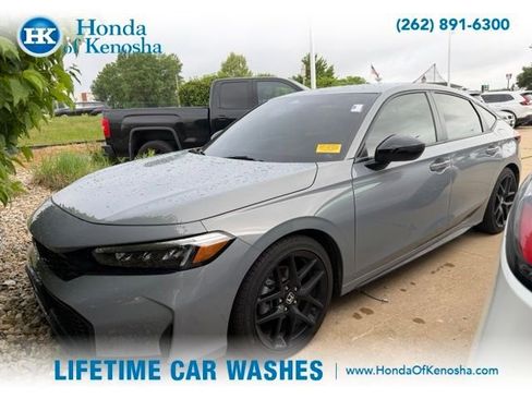 Used 2025 Honda Civic Sport image 1