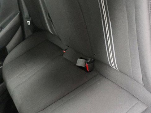 Used 2023 Hyundai Elantra SEL image 5