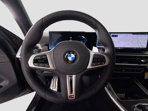 New 2026 BMW X5 M60i image 11