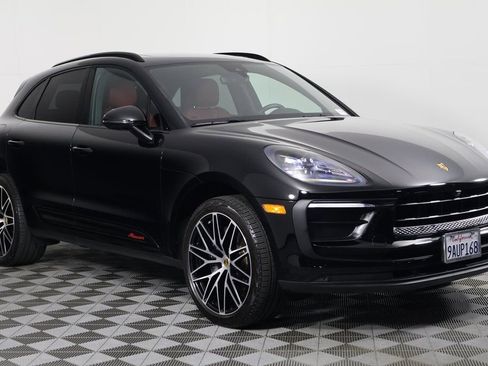 Used 2022 Porsche Macan image 3