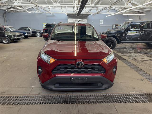 Used 2019 Toyota RAV4 XLE Premium w/ Cold Weather Package AWD/4WD image 8