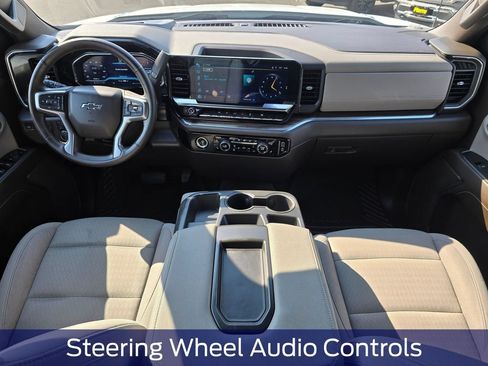 Used 2023 Chevrolet Silverado 1500 RST AWD/4WD image 10