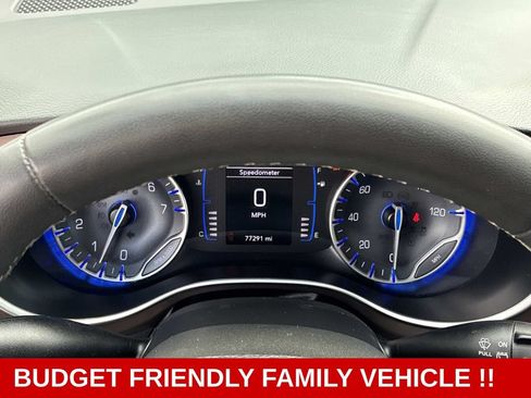 Used 2023 Chrysler Voyager LX FWD image 29