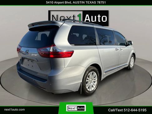 Used 2016 Toyota Sienna XLE image 7