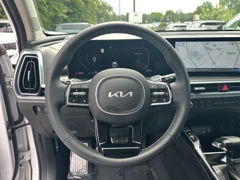 Certified 2024 Kia Sorento SX AWD/4WD image 28