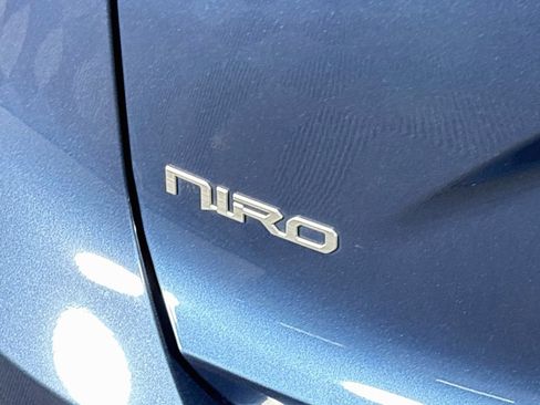 Certified 2023 Kia Niro Wave FWD image 26