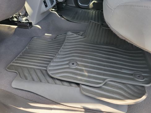 Certified 2025 Chevrolet Silverado 1500 LT RWD image 37