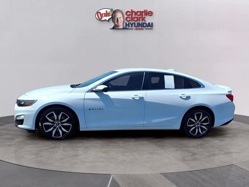 Used 2021 Chevrolet Malibu RS FWD image 2