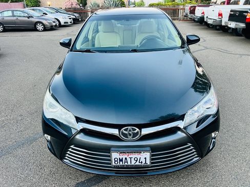 Used 2015 Toyota Camry LE image 7