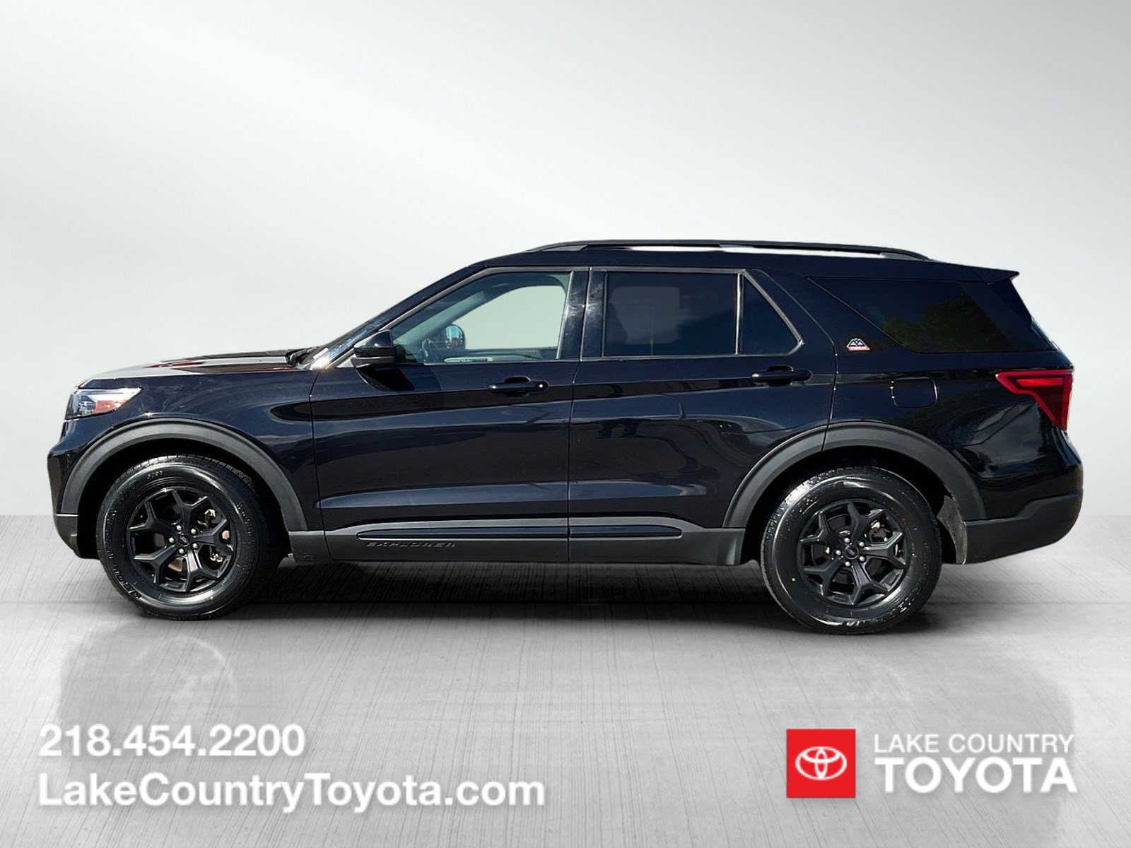 Used 2024 Ford Explorer Timberline w/ Timberline Technology Package AWD/4WD image 2