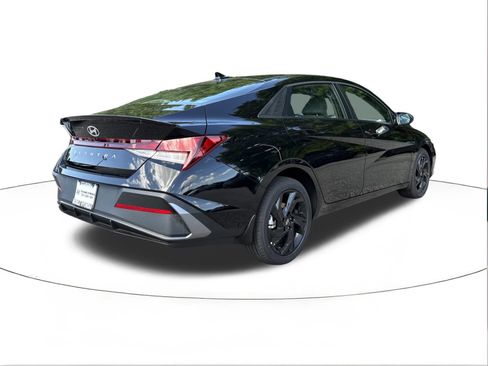 New 2026 Hyundai Elantra Sport FWD image 3