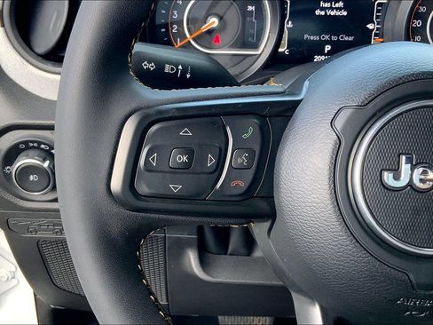 Used 2024 Jeep Wrangler Unlimited Sport AWD/4WD image 23