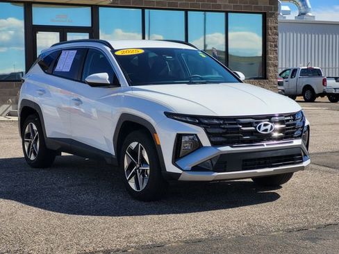 Used 2025 Hyundai Tucson SEL image 3