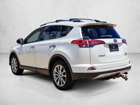 Used 2018 Toyota RAV4 Limited AWD/4WD image 7