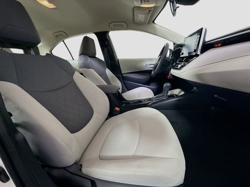 Used 2020 Toyota Corolla LE FWD image 28