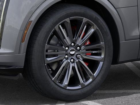 New 2026 Cadillac Lyriq V image 9