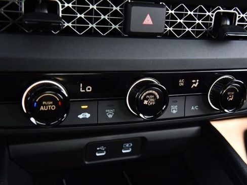 New 2026 Honda Accord LX image 13
