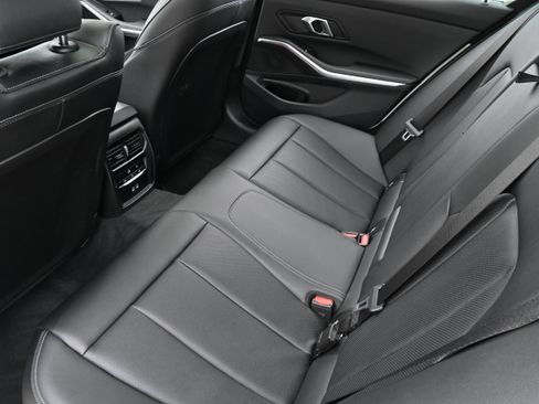 Certified 2025 BMW 330i Sedan w/ Convenience Package RWD image 13