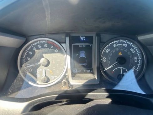 Used 2023 Toyota Tacoma TRD Off-Road w/ TRD Premium Off Road Package image 14