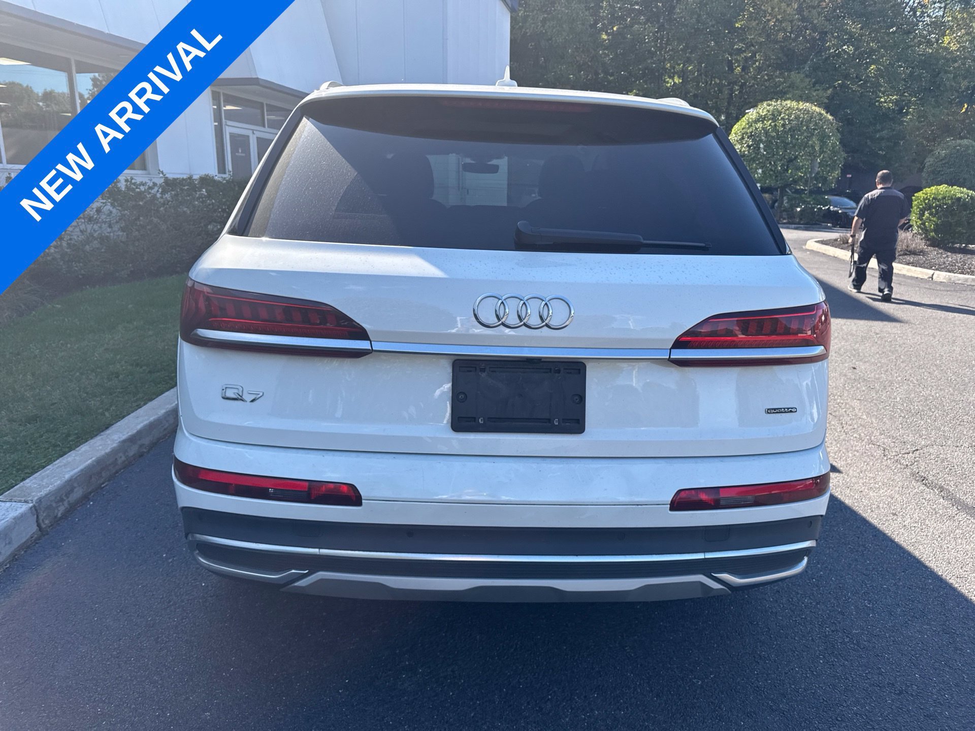 Used 2020 Audi Q7 3.0T Premium Plus AWD/4WD image 3