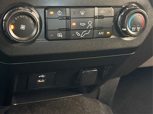 Used 2019 Ford F250 XLT image 37