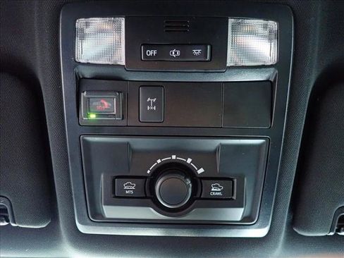 Used 2021 Toyota Tacoma TRD Off-Road image 21