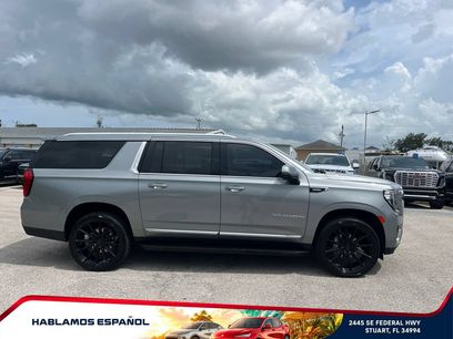 Used 2023 GMC Yukon XL SLT w/ SLT Premium Package