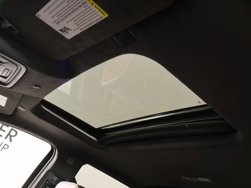 Used 2026 GMC Sierra 1500 Denali Ultimate image 17