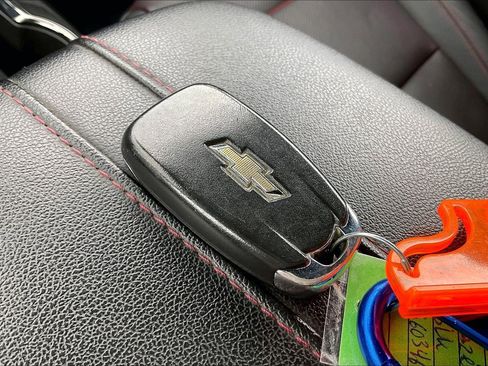 Used 2019 Chevrolet Blazer RS image 12