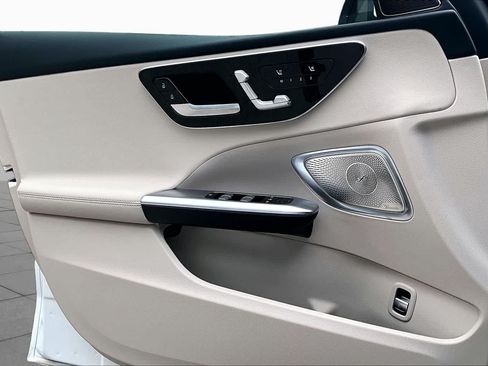 New 2026 Mercedes-Benz C 300 4MATIC Sedan image 15