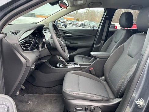 Used 2022 Buick Encore GX Preferred w/ Cold Weather Comfort Package image 17