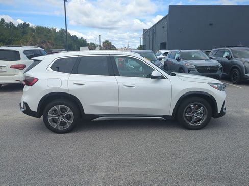Used 2025 BMW X1 xDrive28i AWD/4WD image 2