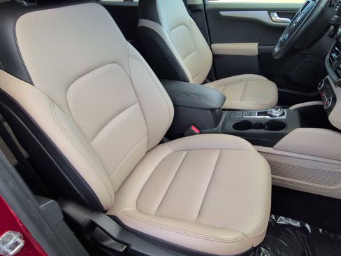 Used 2020 Ford Escape SEL image 23