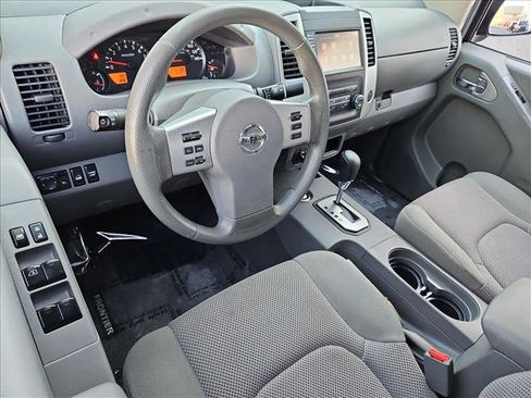Used 2021 Nissan Frontier SV AWD/4WD image 9